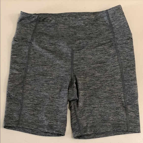 Athletic Works Yoga Bike Exercise Shorts Women’s Size Medium Pockets Gray Black - Picture 1 of 4